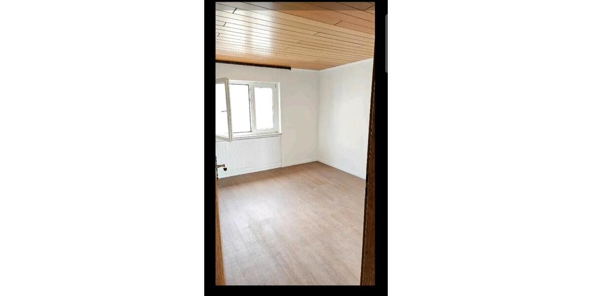 Erdgeschoßwohnung Wörth am Rhein - 2.5 Zimmer, 67 m&sup2;, 890&euro; | Angebot:26422417