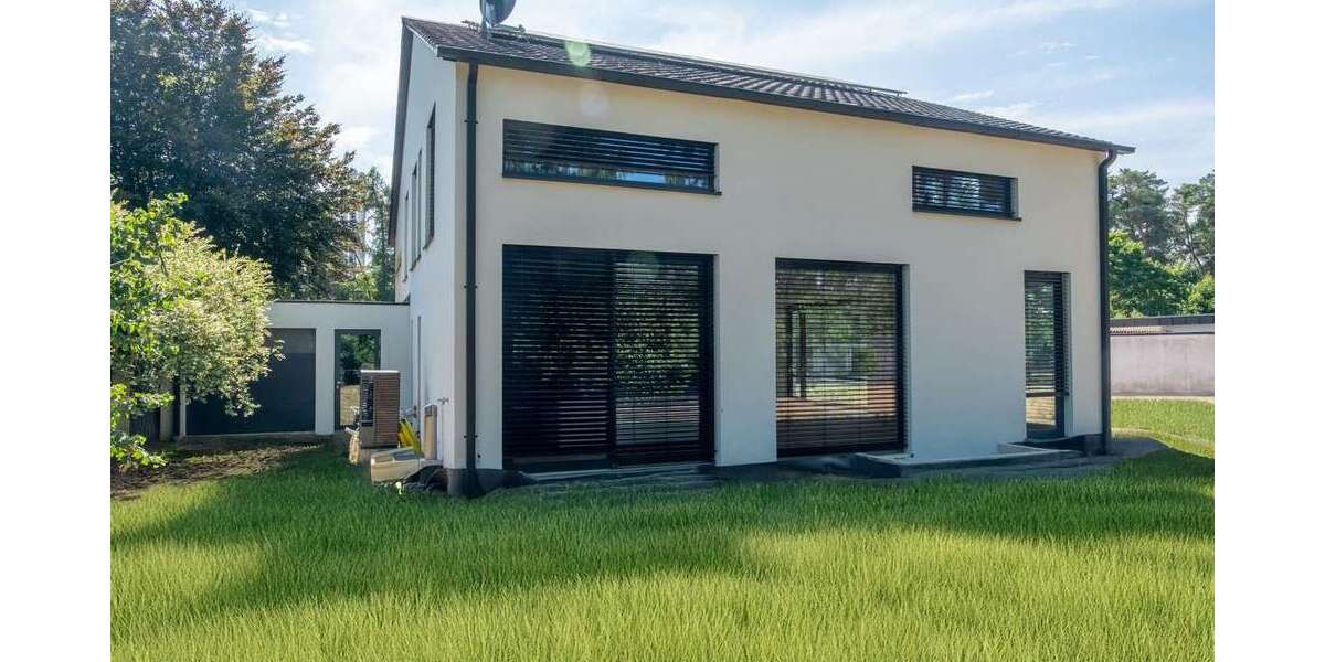 Haus zum Kaufen in Karlsruhe 2.200.000 € 260 m² 7 zimmer