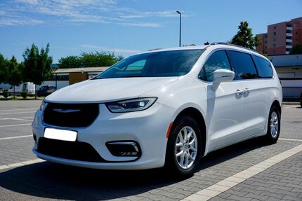 Chrysler Pacifica 102.000 km 26.900 € Kronau 76709