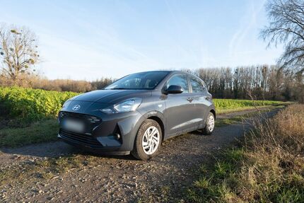 Hyundai i10 12.500 km 13.500 &euro; Karlsruhe 76187