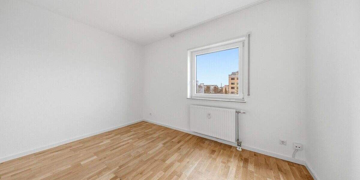 Etagenwohnung Karlsruhe Innenstadt-West - 3 Zimmer, 97 m&sup2;, 1.225&euro; | Angebot:25802570