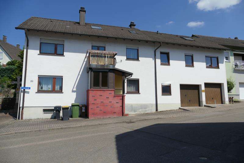 Haus zum Kaufen in Ötigheim 350.000 € 190.35 m²