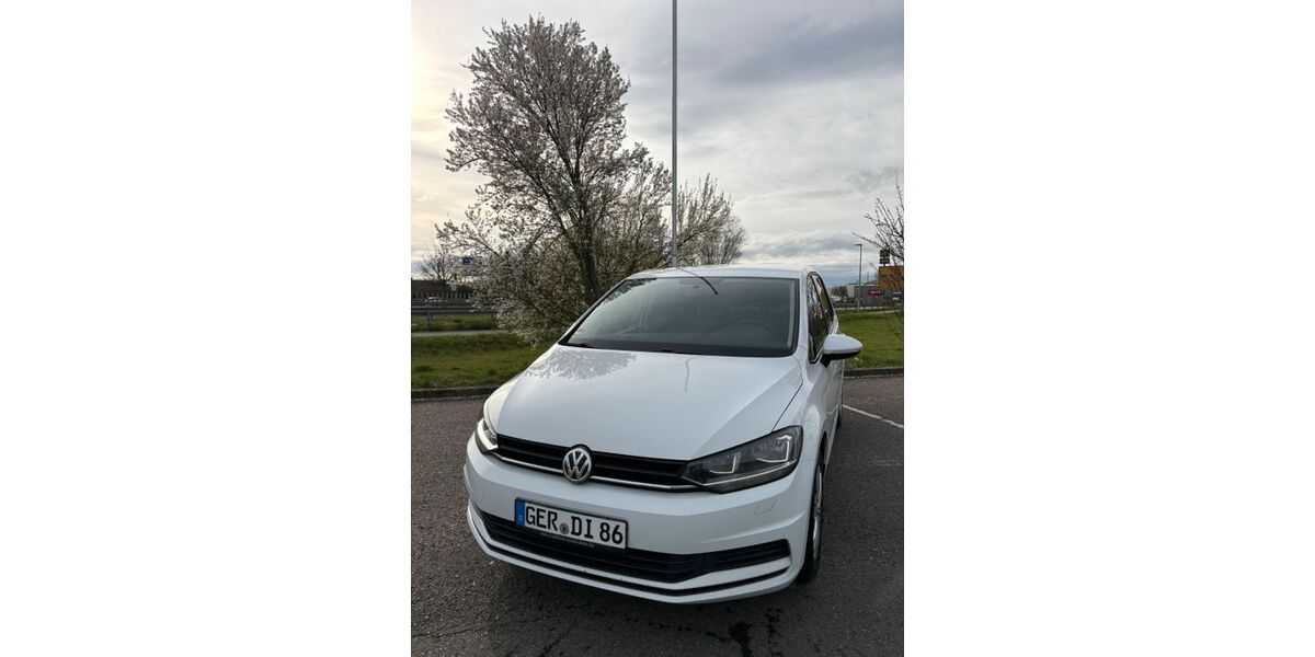 VW Touran 180.000 km 13.400 &euro; Wörth am Rhein 76744