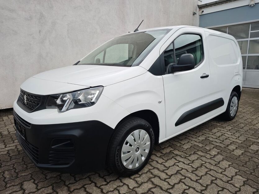 Peugeot Partner 192.200 km 8.490 € Ötigheim 76470