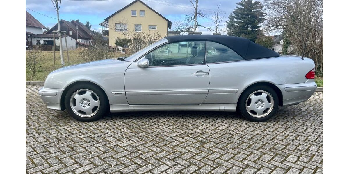 Mercedes-Benz CLK 230 127.000 km 8.500 &euro; Graben Neudorf 76675