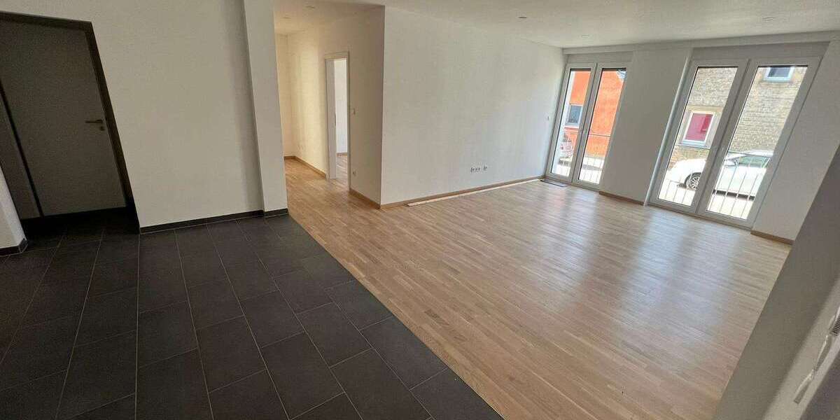 Etagenwohnung Karlsruhe Neureut - 3 Zimmer, 100 m&sup2;, 1.350&euro; | Angebot:26903922