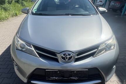Toyota Auris 160.800 km 5.700 &euro; Germersheim 76726