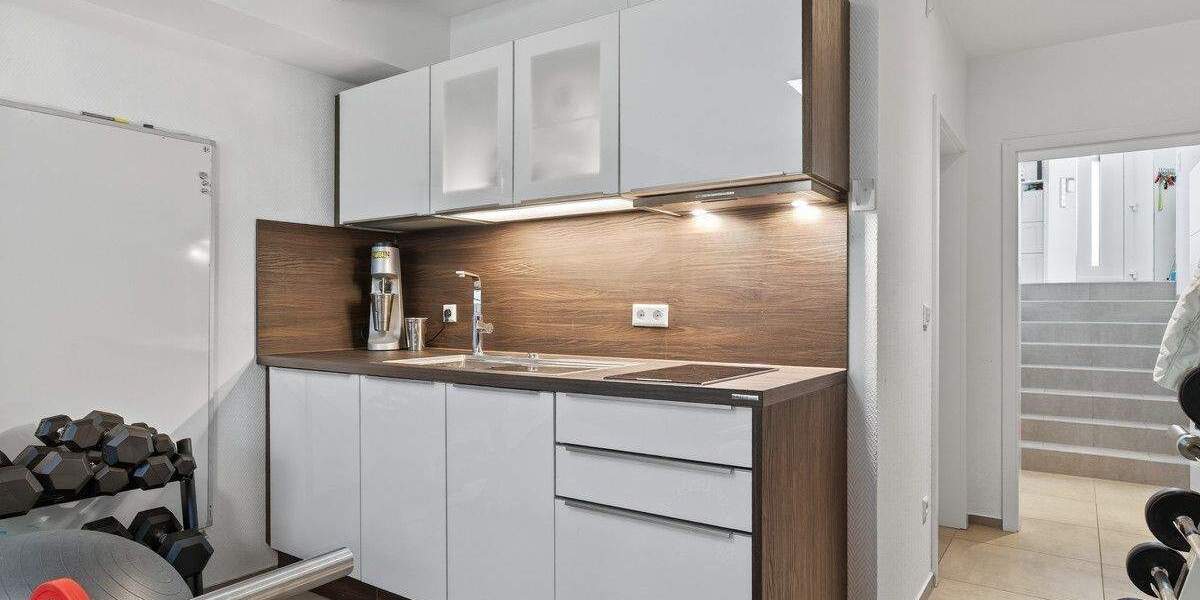 Doppelhaushälfte Malsch - 7 Zimmer, 243 m&sup2;, 775.000&euro; | Angebot:24860356