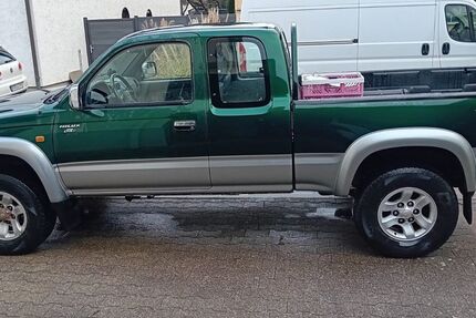 Toyota Hilux 134.000 km 16.500 &euro; Malsch 76316