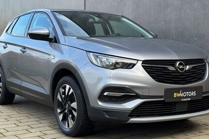 Opel Grandland (X) 50.699 km 17.990 € Baden-Württemberg - Pfullingen 72793