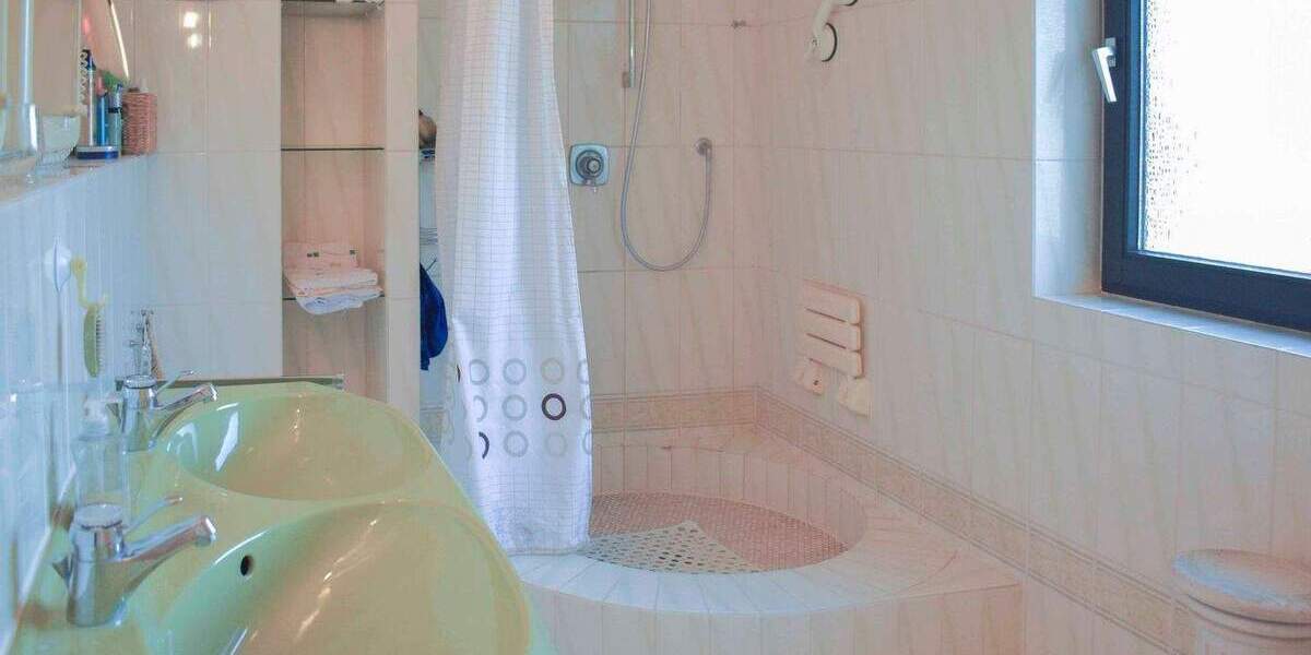 Einfamilienhaus Bruchsal Untergrombach - 6 Zimmer, 498.000&euro; | Angebot:25735629