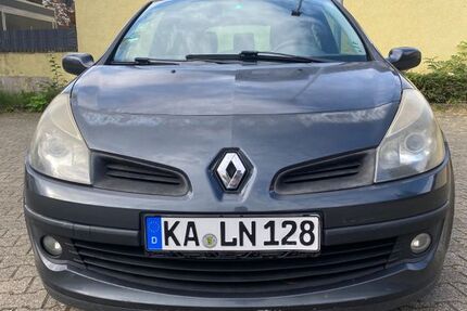 Renault Clio 318.000 km 990 € Durmersheim 76448