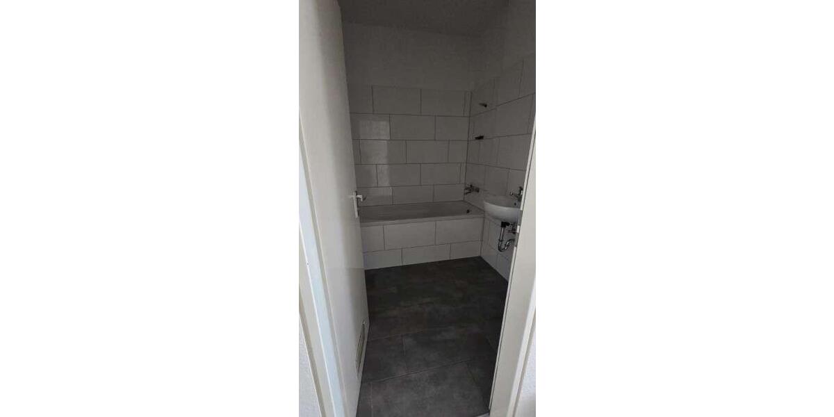 Etagenwohnung Karlsruhe Wettersbach - 3 Zimmer, 81 m&sup2;, 850&euro; | Angebot:24487413