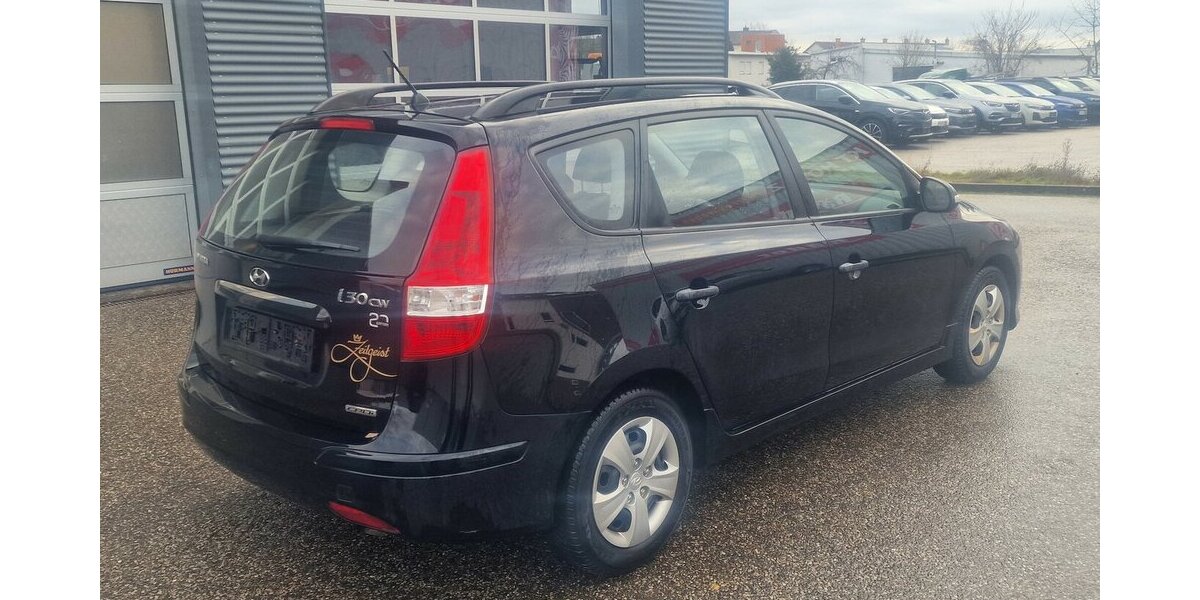 Hyundai i30 Classic Klima 208.000 km 3.998 &euro; Landau 76829