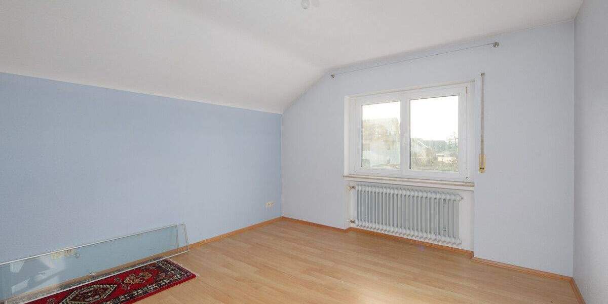 Mehrfamilienhaus, Wohnhaus Baden-Baden / Sandweier Sandweier - 8 Zimmer, 188 m&sup2;, 650.000&euro; | Angebot:25276152