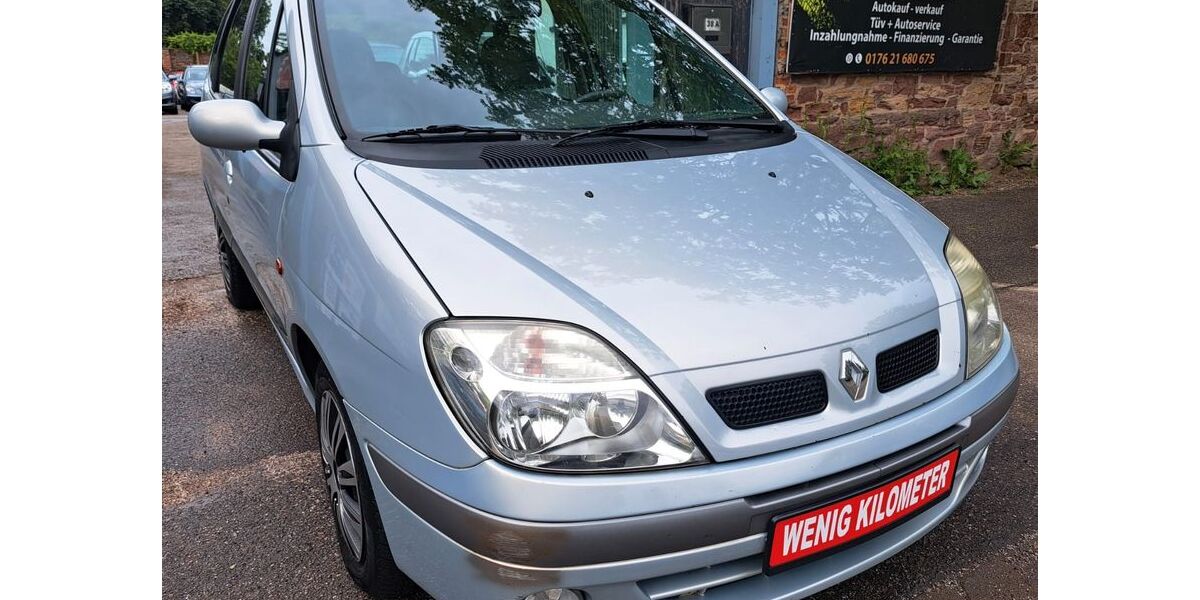 Renault Scenic 75.100 km 3.399 &euro; Karlsruhe 76131
