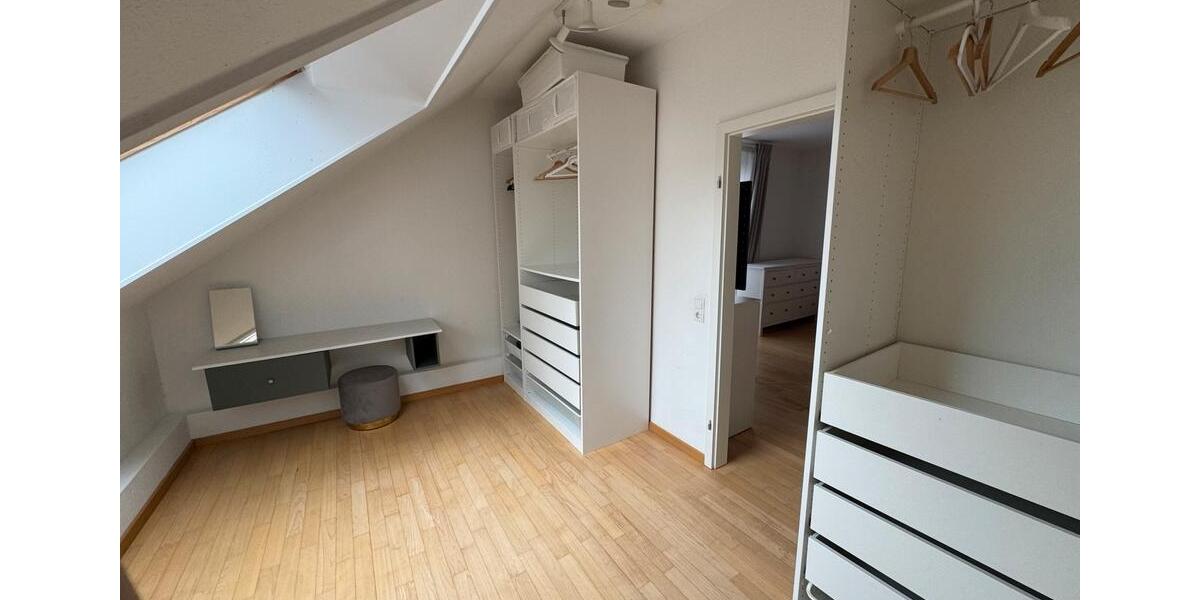 Etagenwohnung Ettlingen - 5 Zimmer, 120 m&sup2;, 1.350&euro; | Angebot:24878615