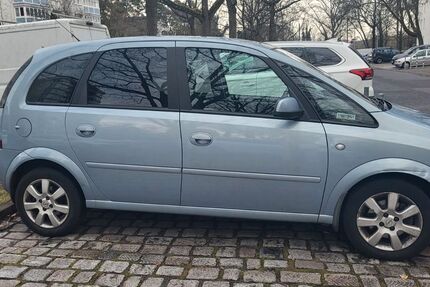 Opel Meriva 101.500 km 2.800 &euro; KARLSRUHE 76135