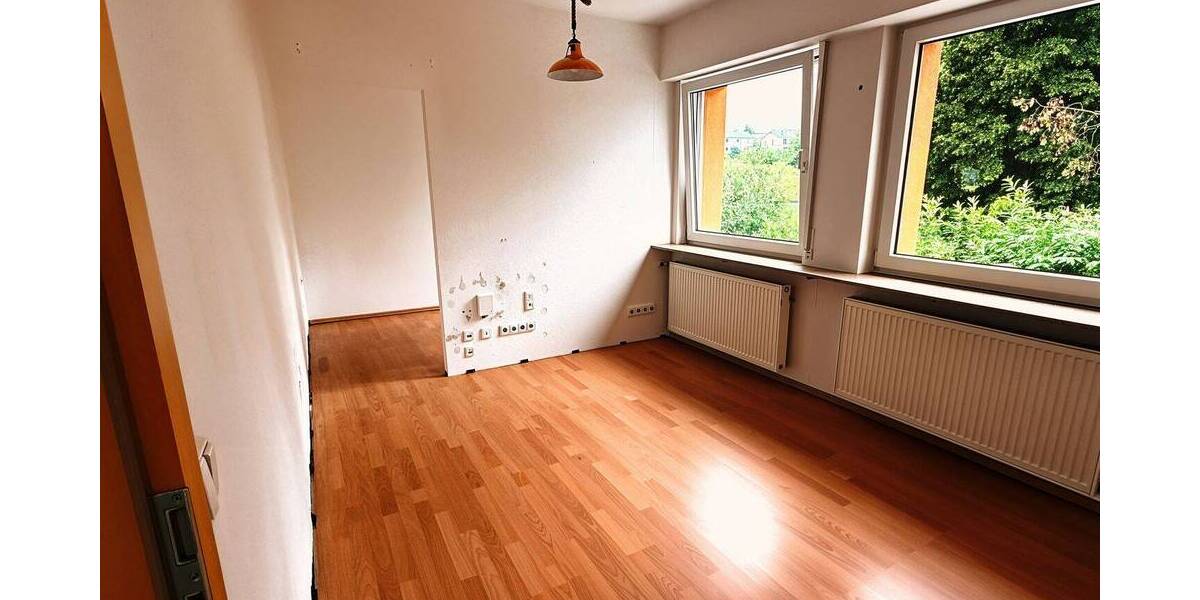 Gewerbeobjekt Pforzheim Südweststadt - 5 Zimmer, 230 m&sup2;, 395.000&euro; | Angebot:25748640