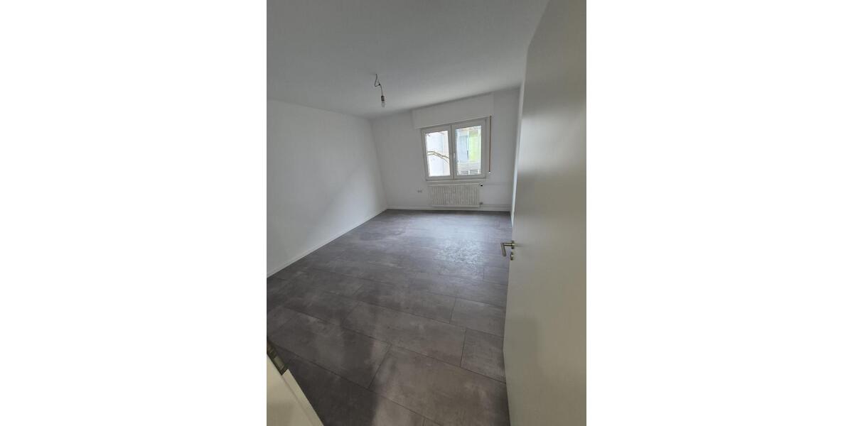 Etagenwohnung Pforzheim Eutingen - 3 Zimmer, 70 m&sup2;, 960&euro; | Angebot:25765785