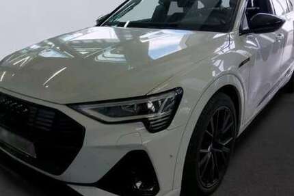Audi e-tron 48.163 km 41.900 € Ettlingen 76275