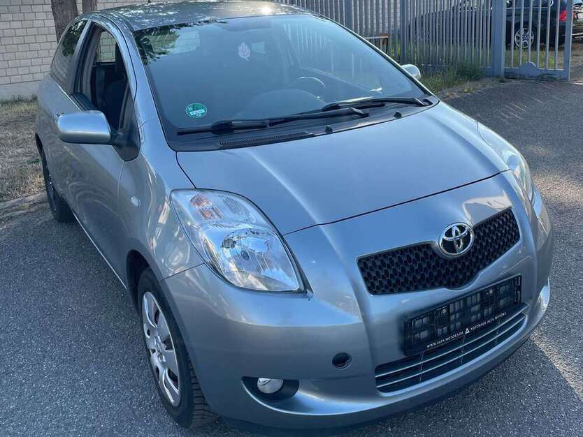Yaris