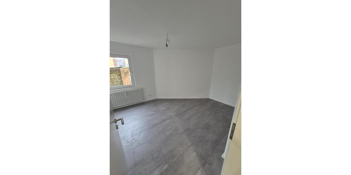 Etagenwohnung Pforzheim Eutingen - 3 Zimmer, 70 m&sup2;, 960&euro; | Angebot:25765785
