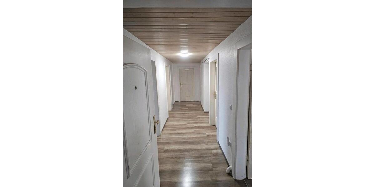 Etagenwohnung Pforzheim Nordstadt - 4 Zimmer, 115 m&sup2;, 255.000&euro; | Angebot:26864773