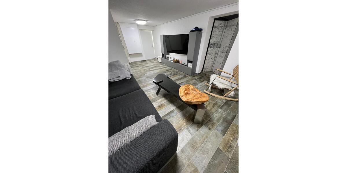Moderne Wohnung im Dachgeschoss 2 zimmer