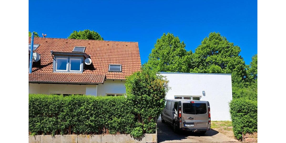 Bungalow Landau in der Pfalz - 8 Zimmer, 219 m&sup2;, 2.490&euro; | Angebot:26445773