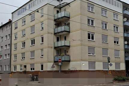 ***Aufwändig modernisiertes Mehrfamilienhaus mit gepflegter Wohnung in zentraler Südstadt-Lage *** 3 zimmer