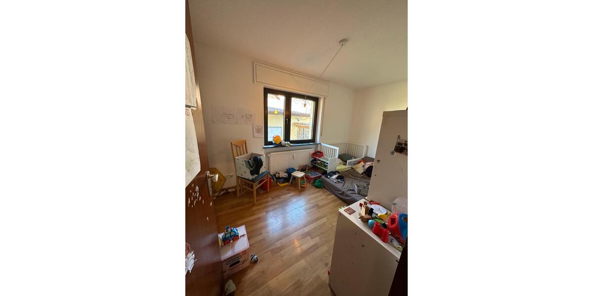 Erdgeschoßwohnung Karlsruhe Neureut - 3.5 Zimmer, 89 m&sup2;, 1.250&euro; | Angebot:26105566