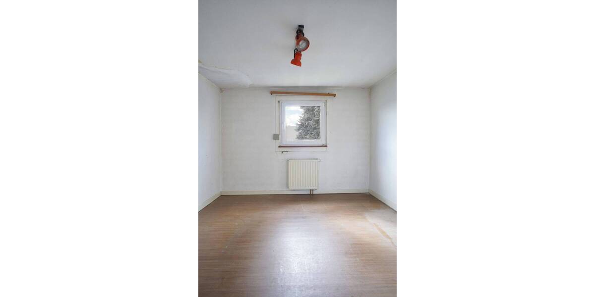 Doppelhaushälfte Bretten - 4 Zimmer, 140 m&sup2;, 299.000&euro; | Angebot:25745791