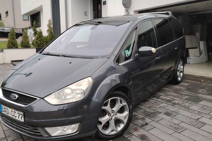 Ford Galaxy 313.000 km 5.000 € Baden-Baden 76532