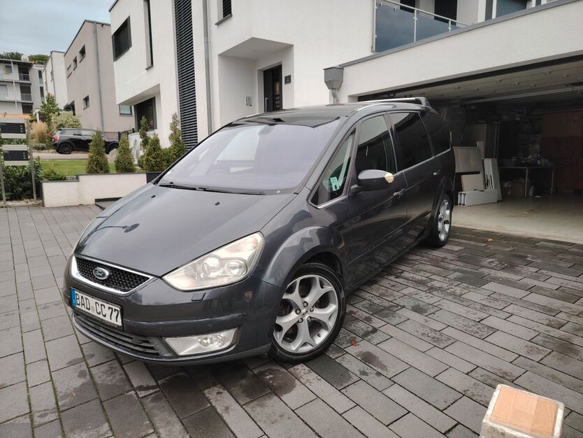 Ford Galaxy 313.000 km 5.000 € Baden-Baden 76532