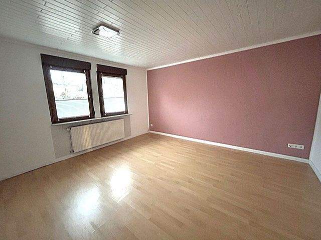 Etagenwohnung Birkenfeld - 4 Zimmer, 82 m&sup2;, 850&euro; | Angebot:25668670