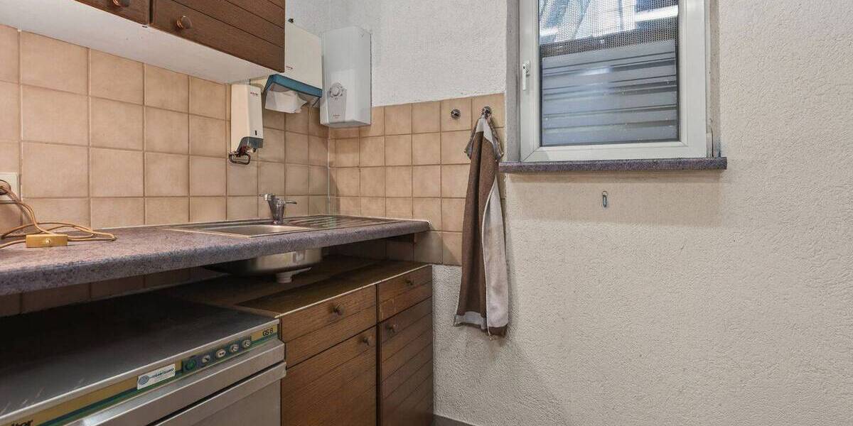 Mehrfamilienhaus, Wohnhaus Karlsruhe / Wolfartsweier Wolfartsweier - 8 Zimmer, 245 m&sup2;, 719.000&euro; | Angebot:26155539