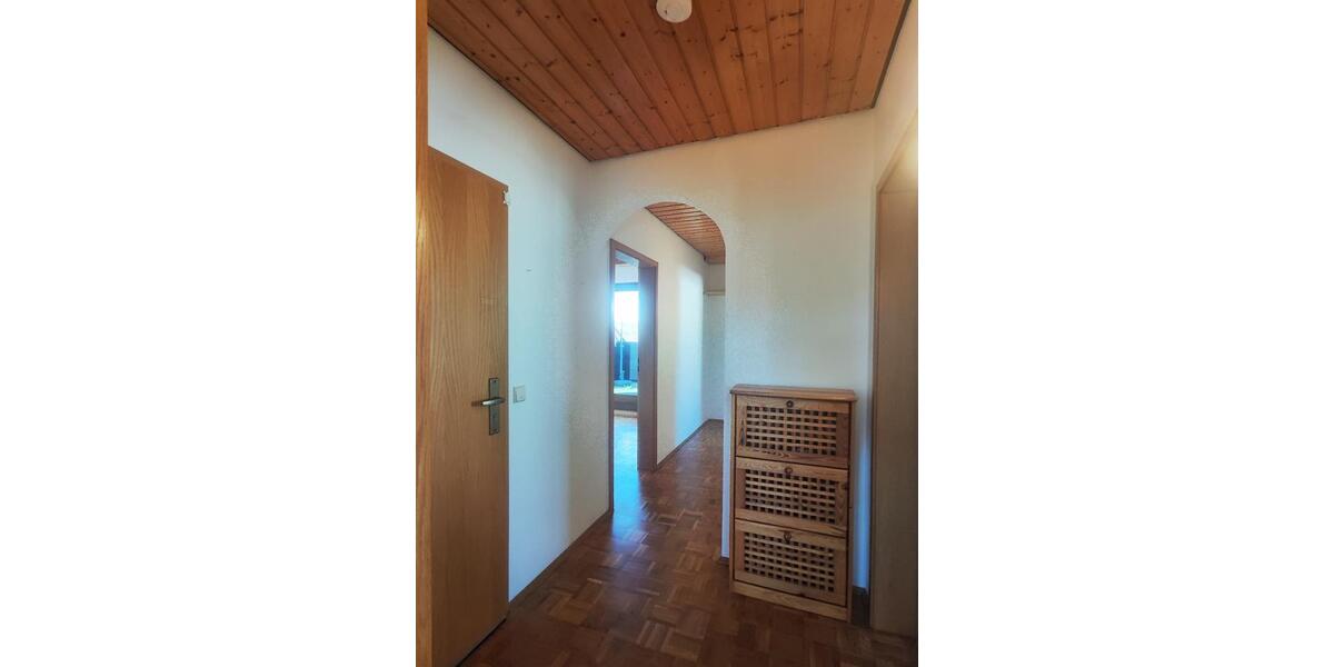 Dachgeschoßwohnung Waldbronn - 4 Zimmer, 96 m&sup2;, 331.000&euro; | Angebot:25301705