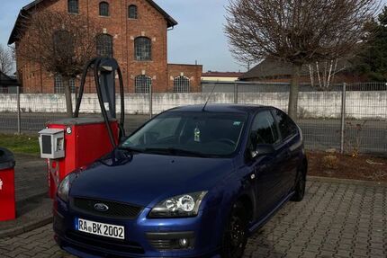 Ford Focus 155.158 km 2.700 &euro; Rastatt 76437