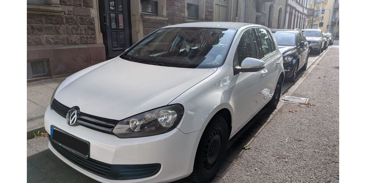 VW Golf 232.000 km 3.800 &euro; Karlsruhe 76185