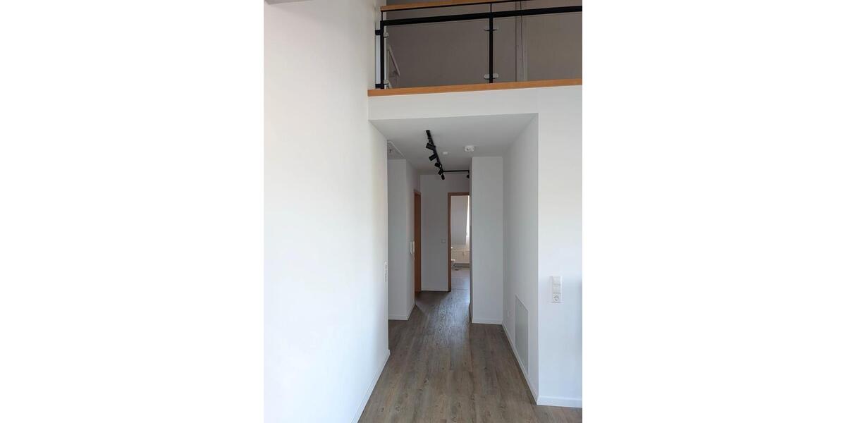 Dachgeschoßwohnung Durmersheim - 3 Zimmer, 63 m&sup2;, 1.150&euro; | Angebot:26423379