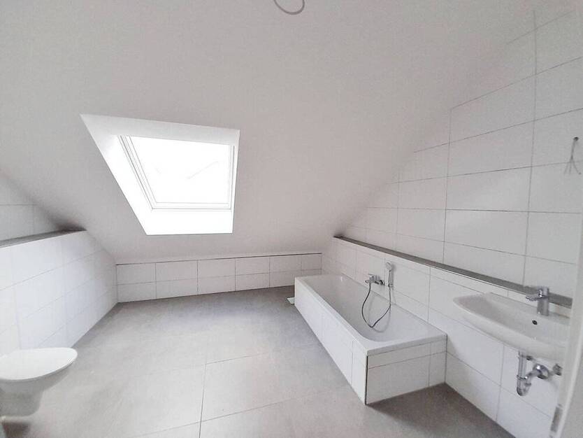 Schlüsselfertiger Neubau von 5 ETW - KFW55A+ - hochwertige moderne Ausstattung