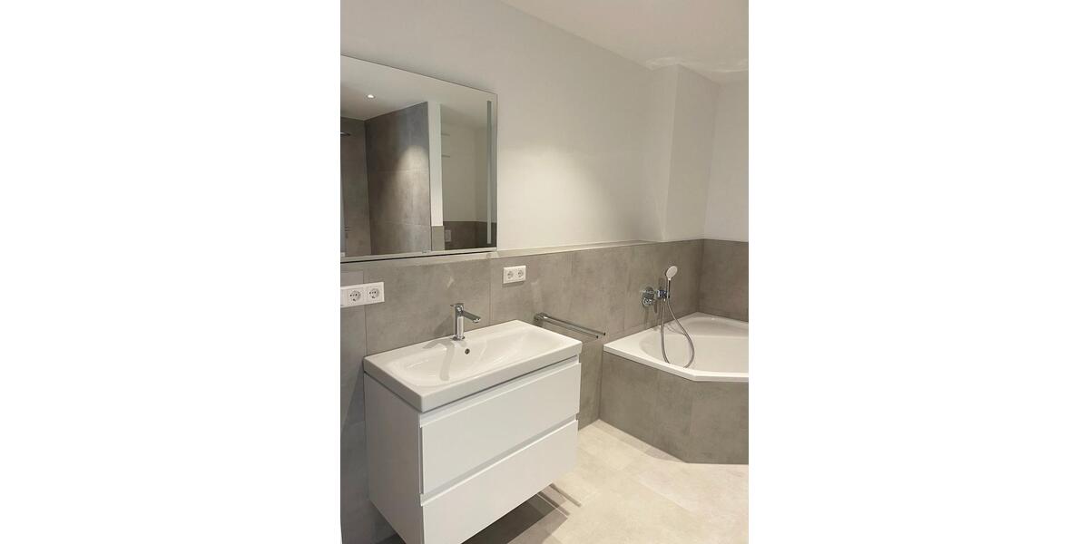 Etagenwohnung Steinweiler - 4 Zimmer, 112 m&sup2;, 1.395&euro; | Angebot:26481102