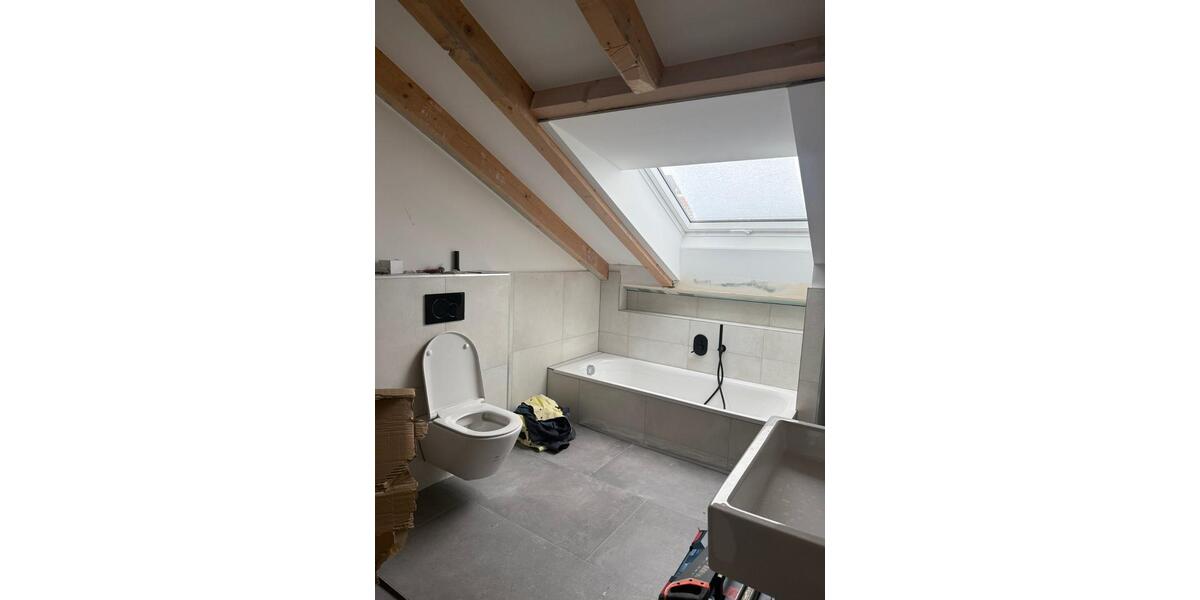 Dachgeschoßwohnung Hagenbach - 3 Zimmer, 88 m&sup2;, 1.050&euro; | Angebot:25297695