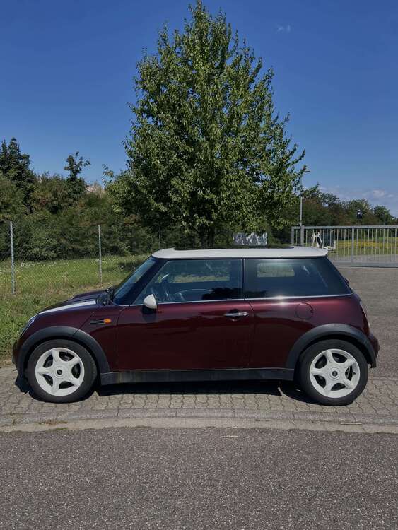 Mini Cooper 220.000 km 2.000 € Karlsruhe 76227