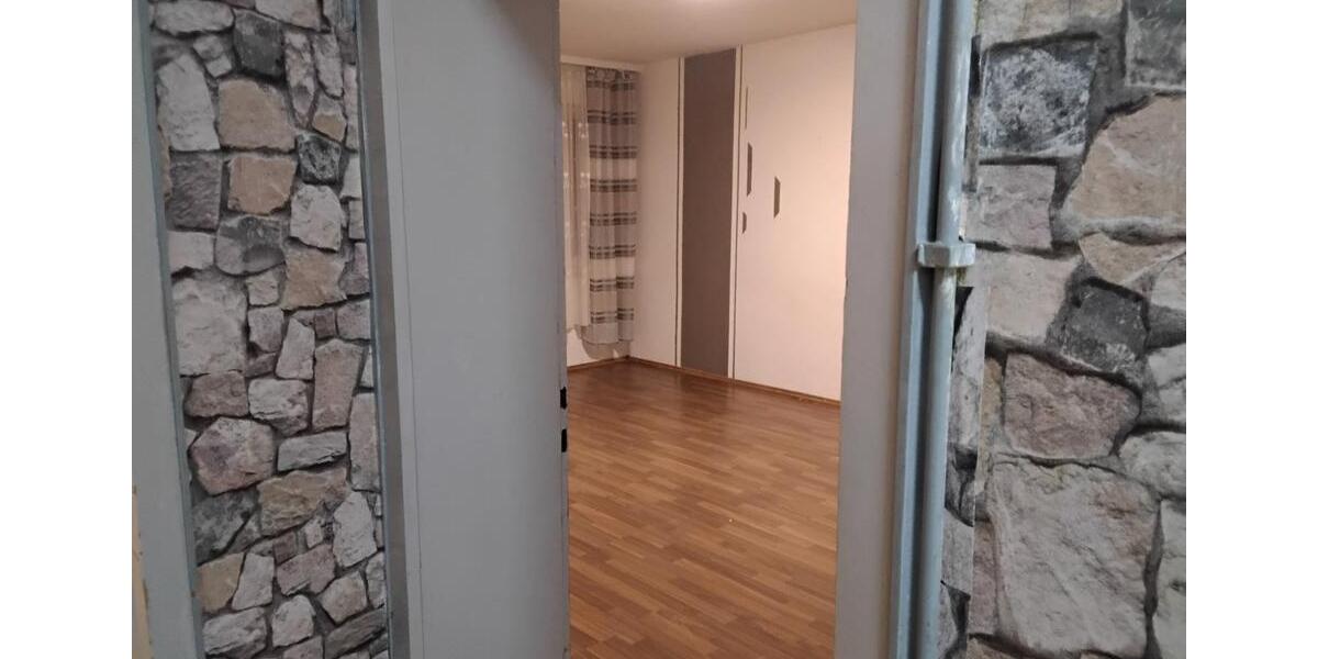 Etagenwohnung Pforzheim Dillweißenstein - 2 Zimmer, 60 m&sup2;, 780&euro; | Angebot:26408586