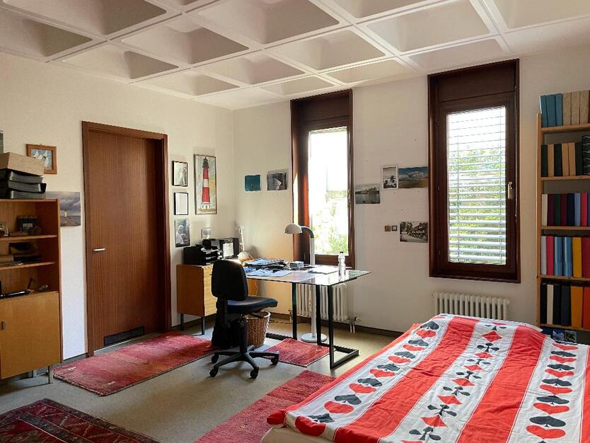 ### Geschmackvolles großzügiges Wohnen am Kronenplatz ### 4.5 zimmer