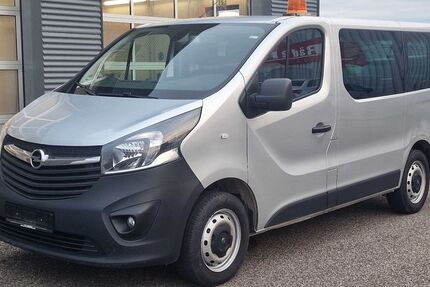 Opel Vivaro 89.000 km 16.998 € Landau 76829