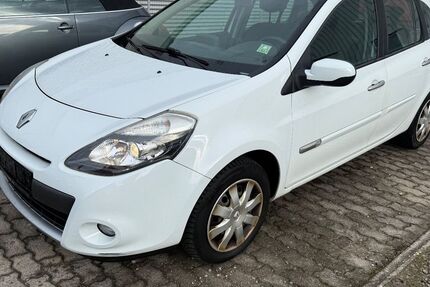 Renault Clio 155.000 km 2.500 &euro; Ötigheim 76470