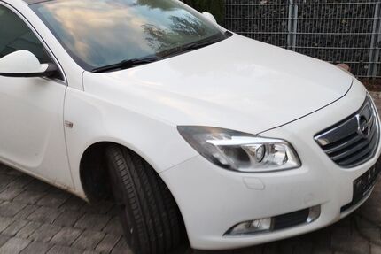 Opel Insignia 145.626 km 3.900 € Niefern 75223